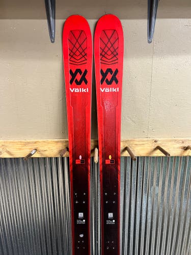 Men's 2023 All Mountain Without Bindings Mantra Skis