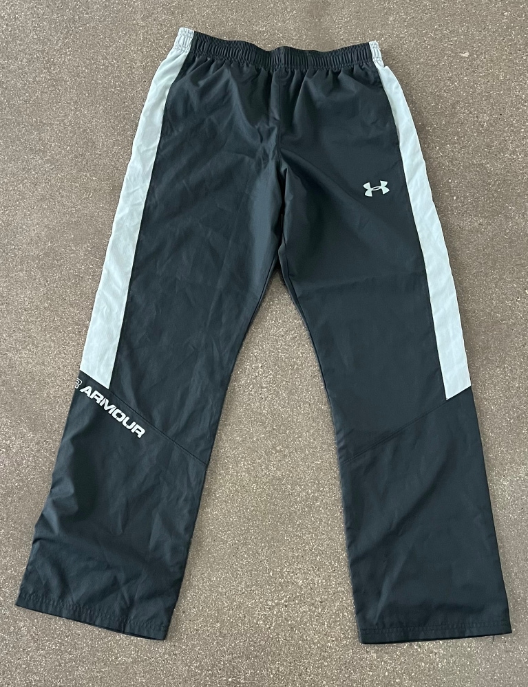 Used Under Armour Youth Large Track Pants (In Great Condition)