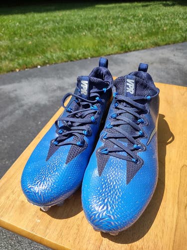 BRAND NEW Men's 10.5 (W 11.5) Nike Cleats
