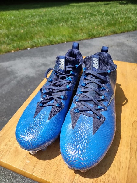 BRAND NEW Men's 10.5 (W 11.5) Nike Cleats
