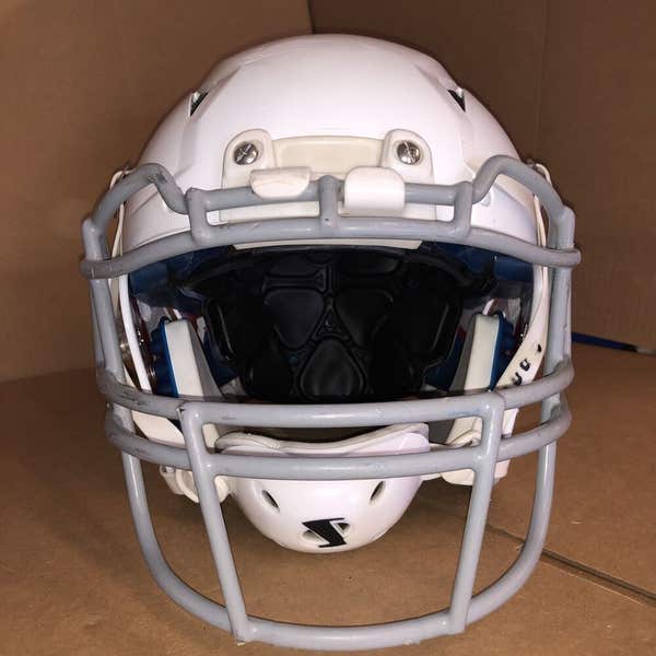 USED SCHUTT ADULT VENGEANCE PRO - MEDIUM - WHITE | SidelineSwap