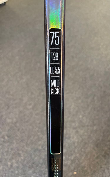 TRUE - Catalyst 7X3 75 Flex T28, Right Senior Hockey Sitck