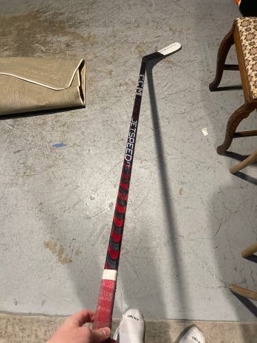 Senior Right Handed P92 JetSpeed FT5 Pro Hockey Stick
