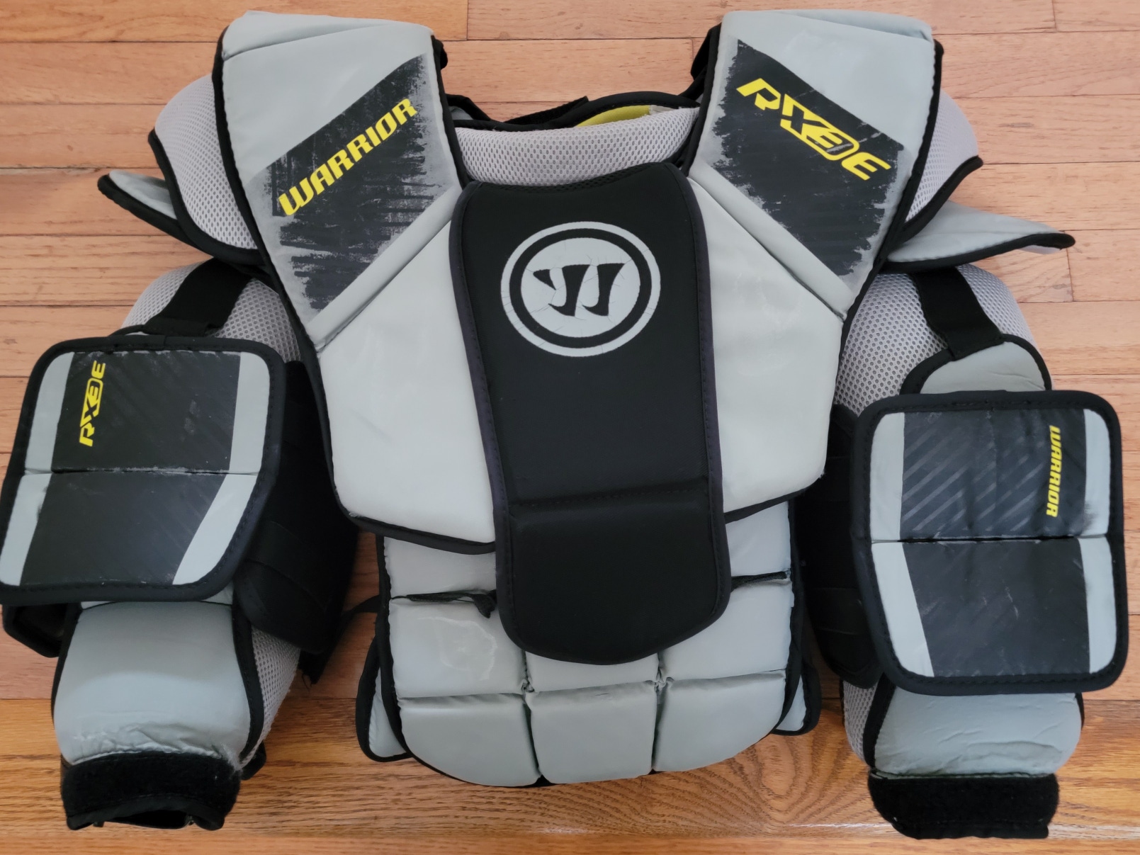 Used Large Warrior RX3E+ Goalie Chest Protector