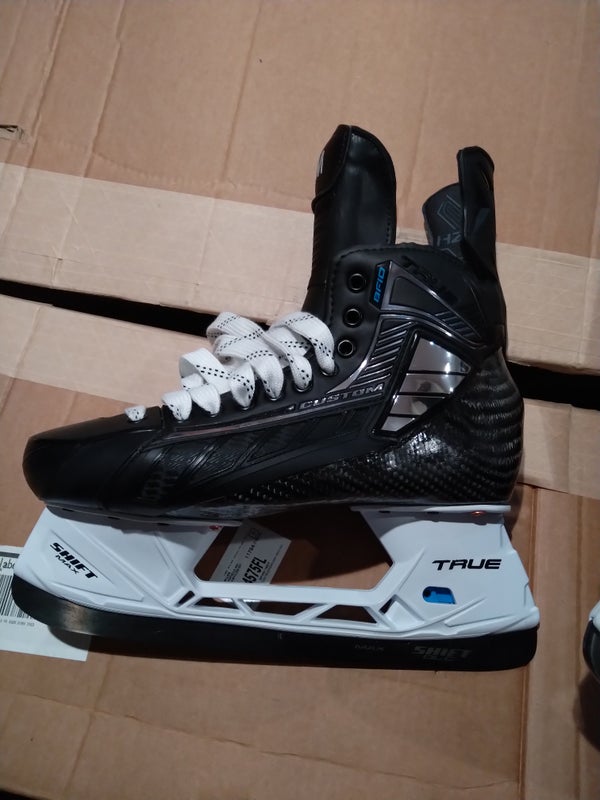 Used Senior True Pro Custom Hockey Skates Regular Width 11.5