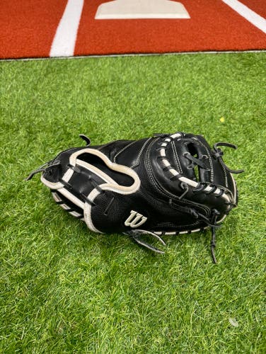 Wilson A2000 M1 Catchers Mitt 33.5”
