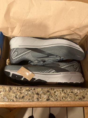 Gray Men's Size 8.5 (Women's 9.5) Brooks Ghost Running Shoes