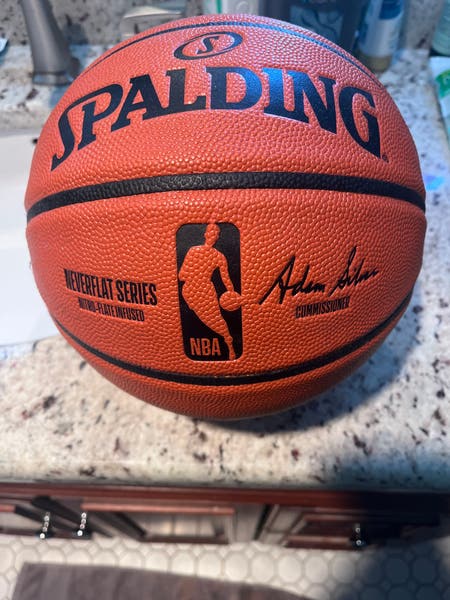 SPALDING NBA Official Game Ball ビンテージ 1990s Official Spalding NBA David J. Stern On Court