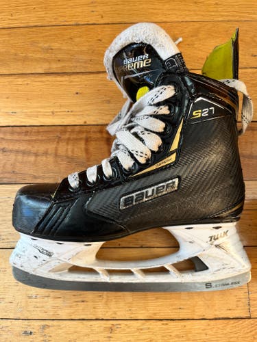 Youth Used Bauer Supreme S27 Hockey Skates Regular Width Size 3
