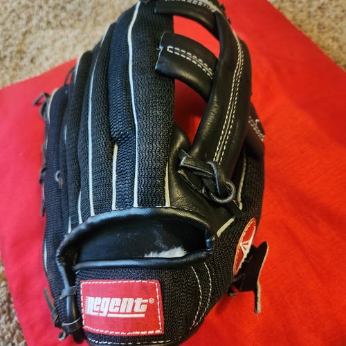 Regent XG/300 Right Hand Throw Baseball Glove 11.5" LIKE NEW. TOP GRAIN COWHIDE