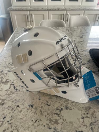 Brand New Bauer 960 Pro Goalie Mask Medium
