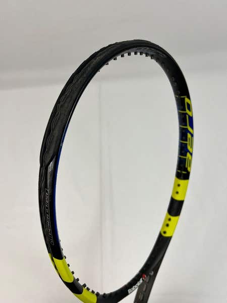 Babolat Aeropro Drive Original 4 1/4, Excellent Condition 9.5/10