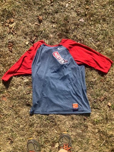Boston Red Sox Nike raglan 3/4 sleeve shirt XL