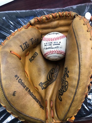 2022 Left Hand Throw 31.5" Player Preferred Baseball Glove