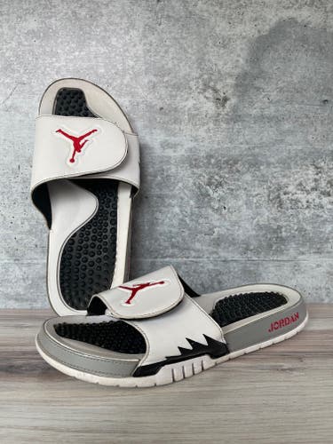Nike Jordan Men's Jordan Hydro V Slide
