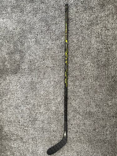 Senior Right Handed P28 Pro Stock Ag5nt Hockey Stick