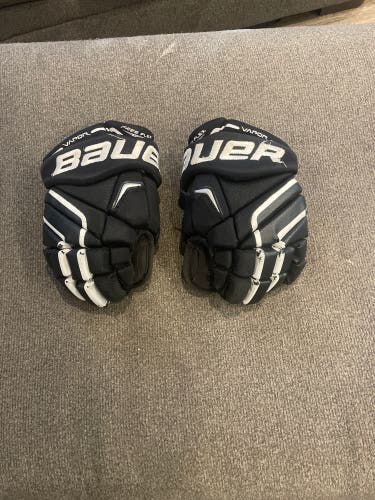 Used Bauer Vapor x100 Gloves