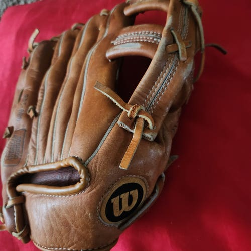 Wilson Right Hand Throw Infield Jim Rice Professional Model A2264 Baseball Glove 11"