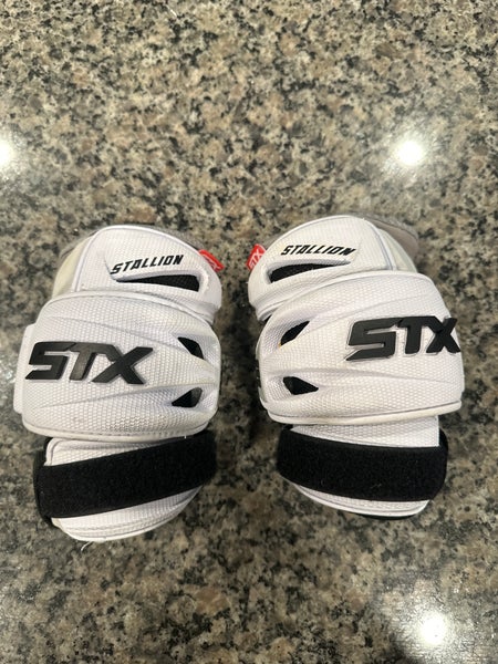 STX Stallion 900 Lacrosse Elbow Pad