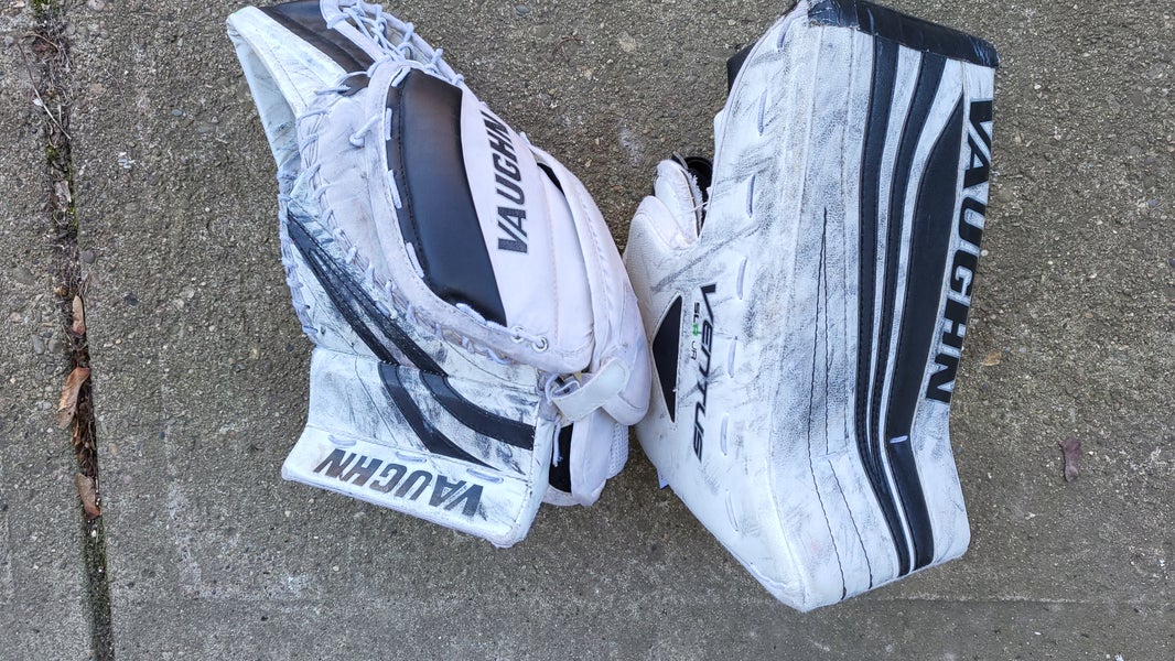 Junior Vaughn SLR Goalie Gloves