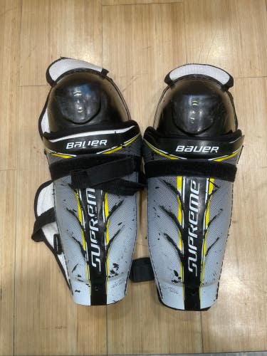 Youth Used Bauer Shin Pads 11"