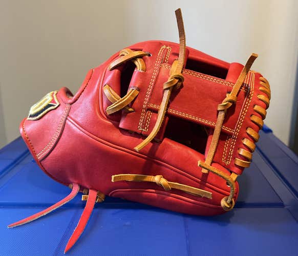 Wilson Staff Baseball Glove