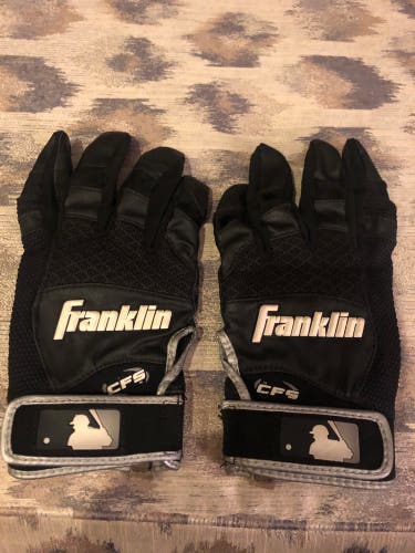 Used Adult Medium Franklin CFS Batting Gloves