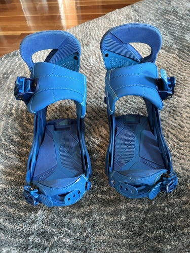 Burton Women’s Lexa Snowboard Bindings Size Large Blue
