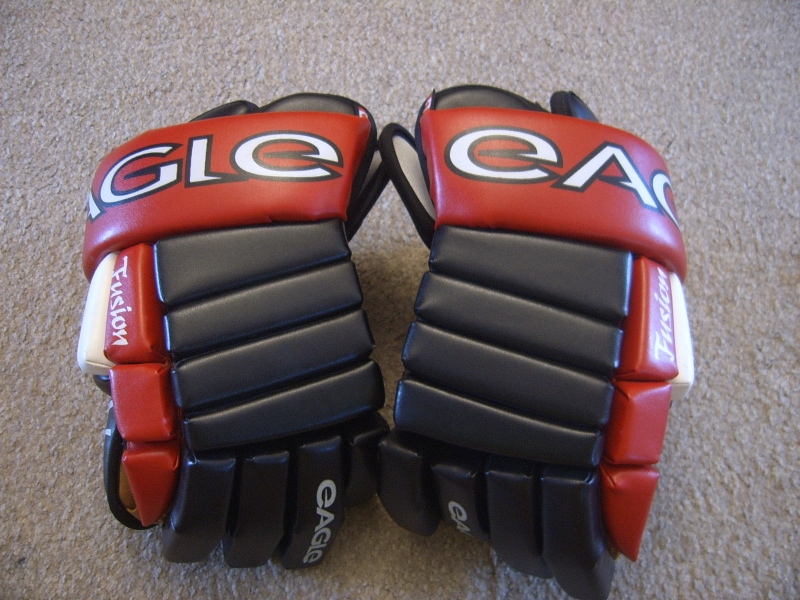 Hockey Gloves-Like New Eagle Fusion P3 Hockey Gloves Made in Canada Blackhawks Senators Devils