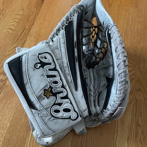 Used Regular Thief Intermediate Hockey Goalie Glove
