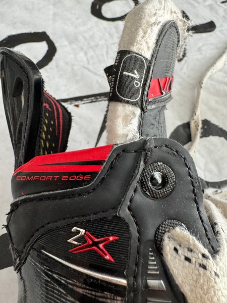 Bauer Vapor 2X - Size 1 / D width Hockey Skates