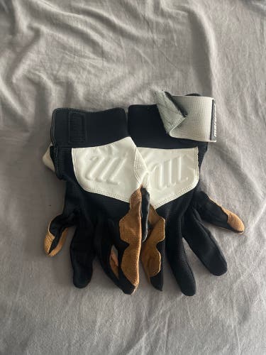 Marucci baseball gloves