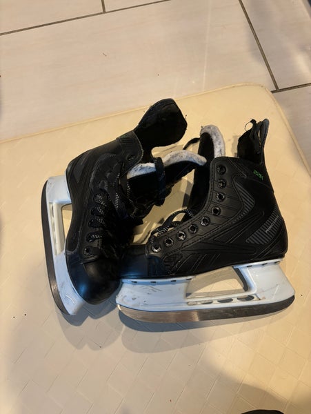 Junior Reebok Regular Width Size 2 RibCor (Reebok) Hockey Skates