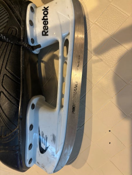 Junior Reebok Regular Width Size 2 RibCor (Reebok) Hockey Skates