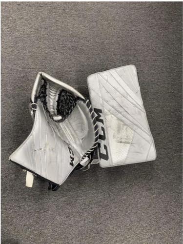 CCM EFlex 5 Glove & Blocker Set Senior Regular Game Ready 590