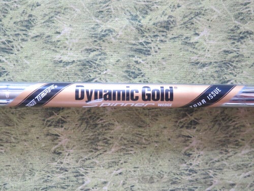 Dynamic Gold TOUR ISSUE SPINNER WEDGE Shaft 33.75", 355, Pull