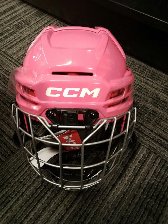 New Ccm Tacks 70 Yth Helmet