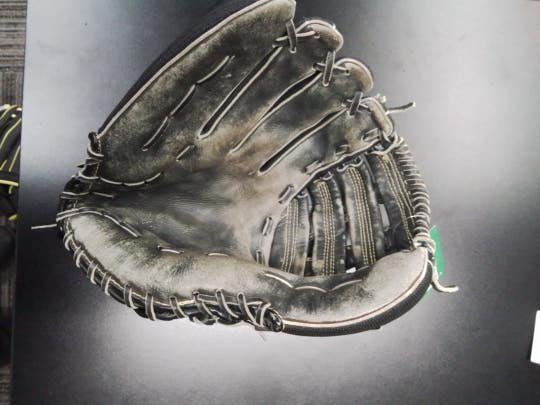 Used Mizuno Finch 15" Fielders Gloves