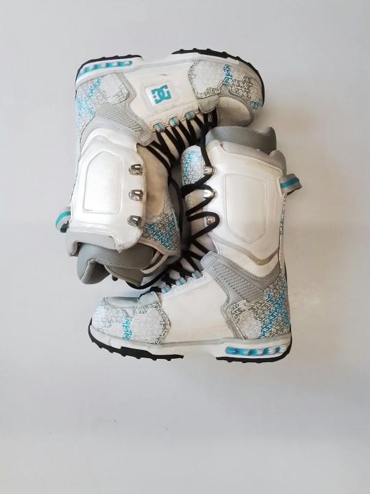 Used Dc Shoes Snowboard Boots Senior 7 Womens Snowboard Boots