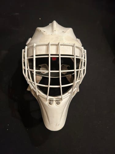 CCM GFL 1.9 Hockey Goalie Mask Size Senior Medium W/ Extras