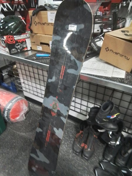 150 cm Burton Nug V Rocker Mens Snowboard 344 SEE DESCRIPTION