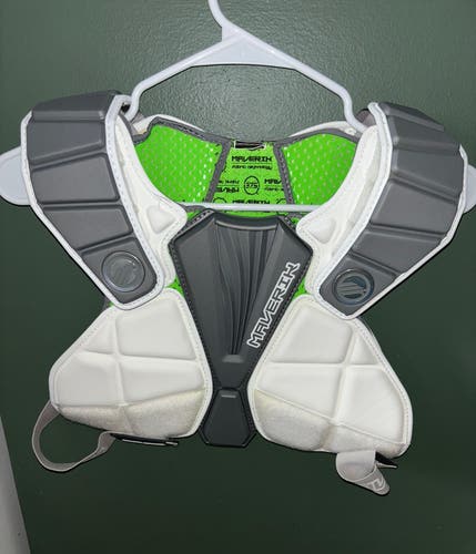 Used Medium Maverik Max Shoulder Pads