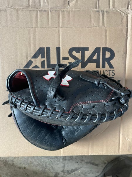 Used Under Armour UACM-100 Y Right Hand Throw Catcher Baseball Glove