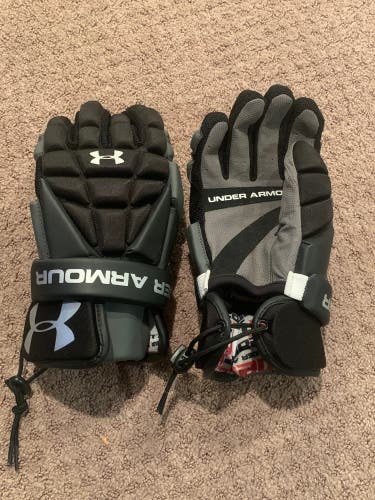 Used  Under Armour 7" Lacrosse Gloves