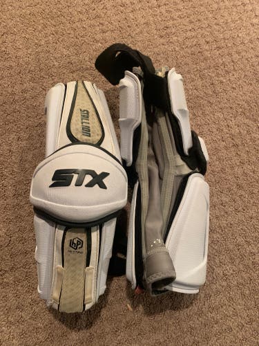 Used Large/Extra Large STX Stallion 50 Arm Pads