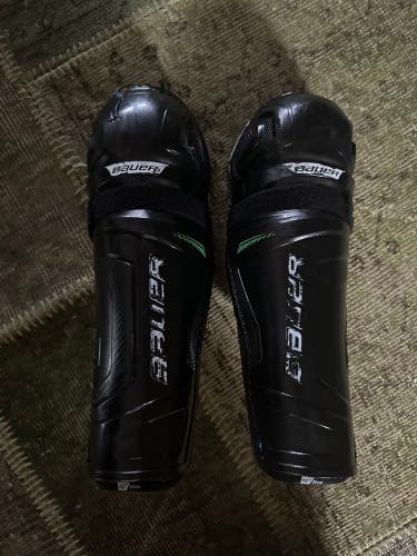 Used Bauer X Hockey Shinguards