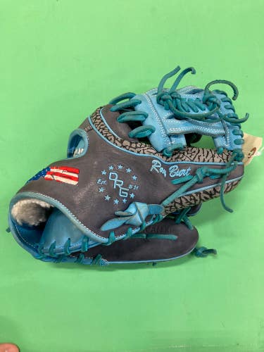 Blue Custom DRG Used Right Hand Throw Outfield Baseball Glove 11.5"