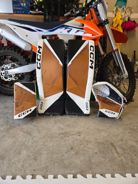 CCM Axis 2 Pro Goalie Full Set 32+3