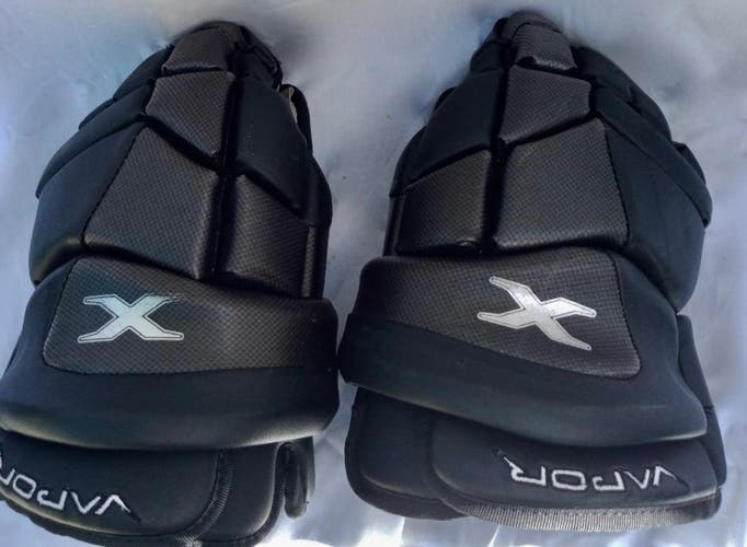Pre-Owned Bauer Vapor Nike X Hockey Gloves JR 12” 30cm