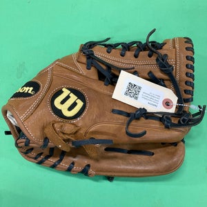 Brown Used Wilson A950 Right Hand Throw Infield Baseball Glove 11.75"